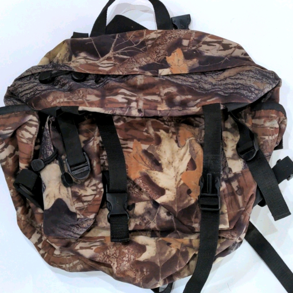 Like new camo hunting backpack